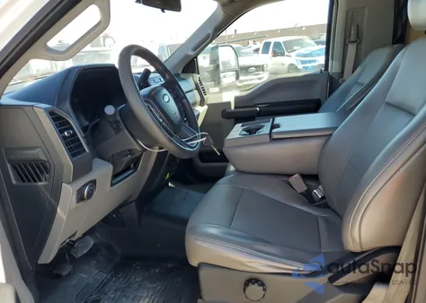 2019 Ford F350 Super Duty z USA, uszkodzony, nr VIN 1FDRF3GT8KEC67752